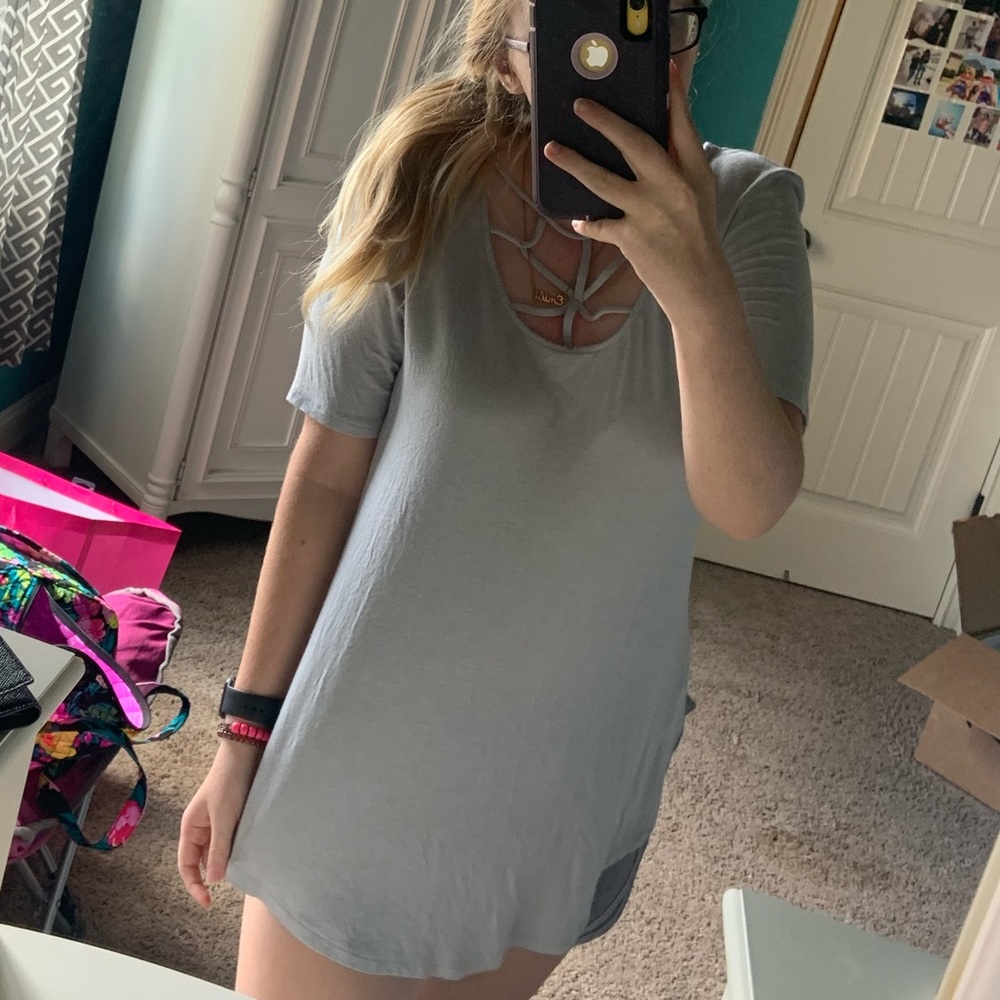 🌸light blue tee!🌸